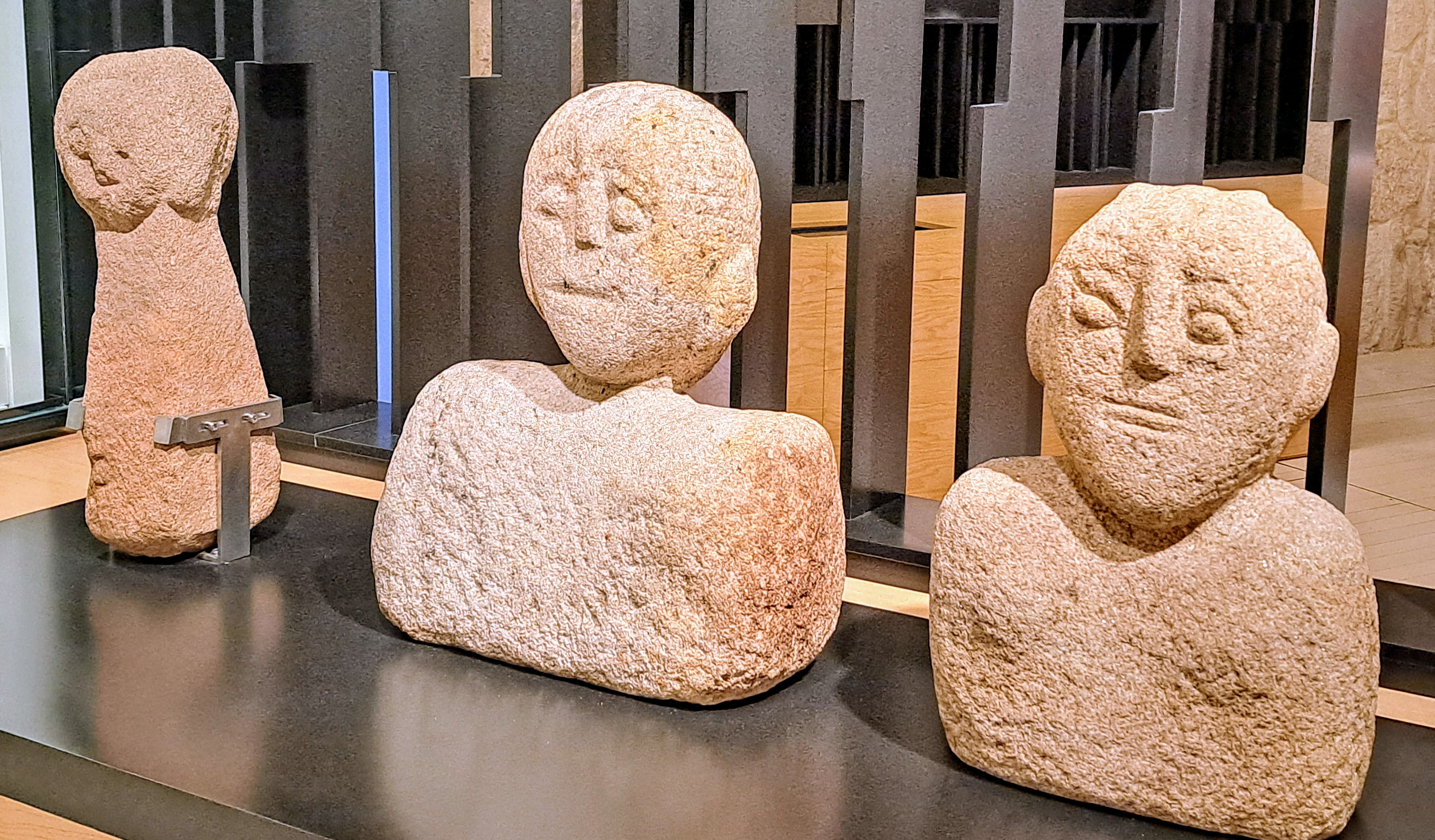 Ampliar: Representacións castrexas de Xano (Museo de Pontevedra)